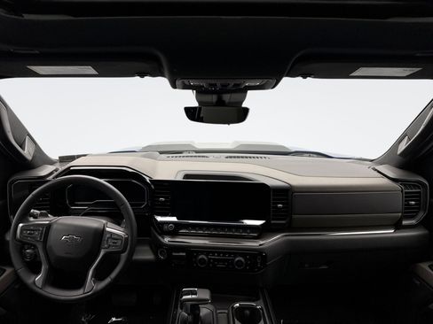 Used 2022 Chevrolet Silverado 1500 ZR2 w/ Technology Package image 14