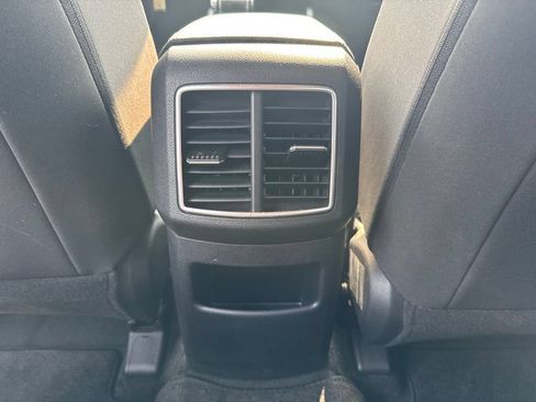 Used 2023 Kia Sportage LX AWD/4WD image 19