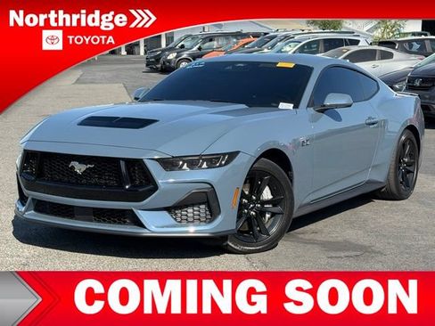 Used 2025 Ford Mustang GT RWD image 1