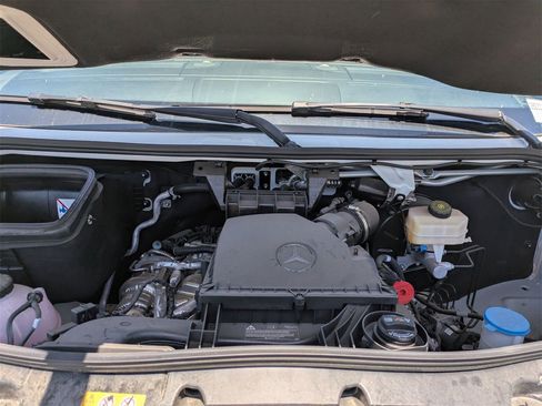 New 2025 Mercedes-Benz Sprinter 2500 image 11