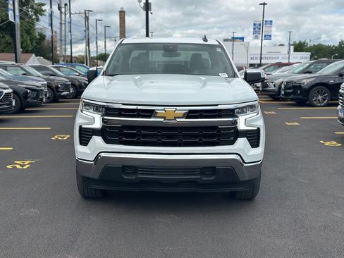 Used 2024 Chevrolet Silverado 1500 LT AWD/4WD image 6