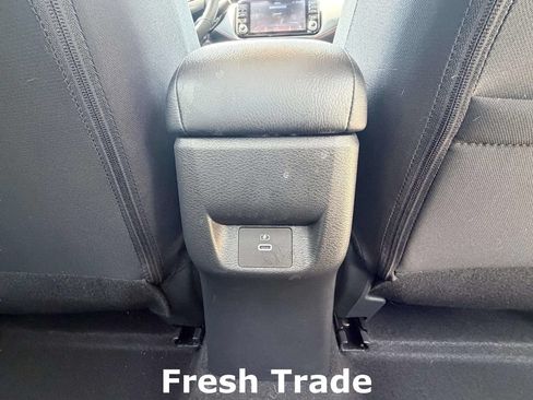 Used 2025 Nissan Versa SR w/ Trunk Package FWD image 9