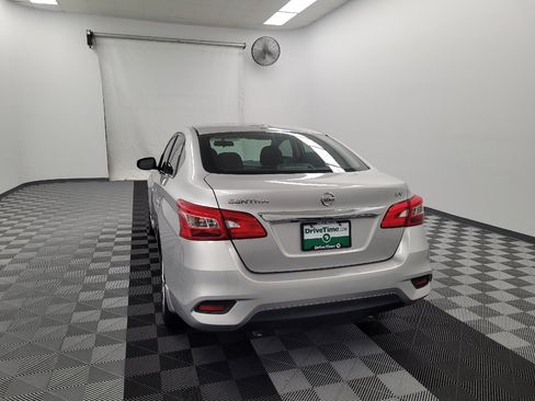 Used 2019 Nissan Sentra SV FWD image 6