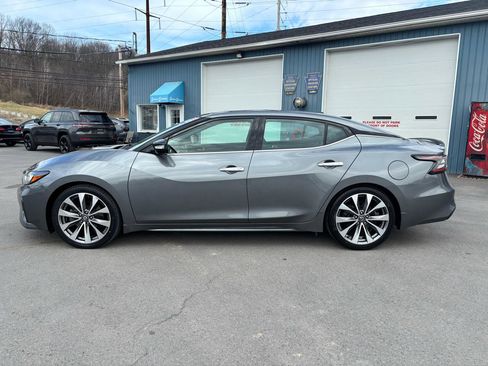 Used 2020 Nissan Maxima Platinum w/ Sport Mat Group image 2