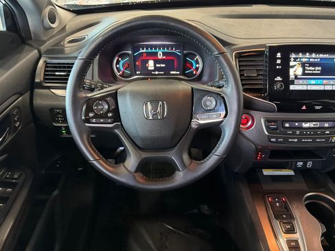 Used 2022 Honda Pilot Special Edition image 16