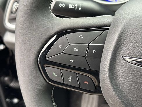 New 2026 Chrysler Pacifica Select w/ S Appearance Package AWD/4WD image 28