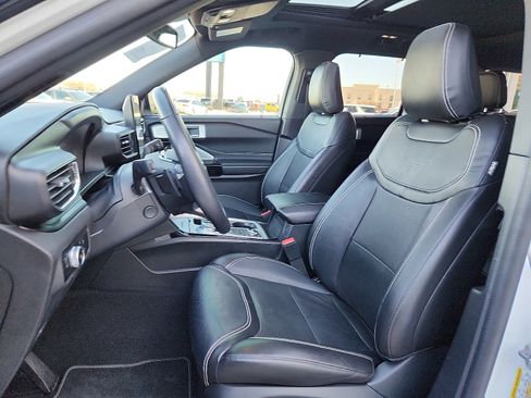 Used 2023 Ford Explorer ST w/ Equipment Group 401A image 13