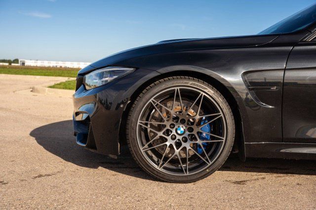 Used 2018 BMW M3 RWD image 12