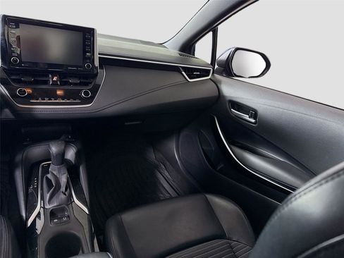 Used 2020 Toyota Corolla XSE FWD image 16