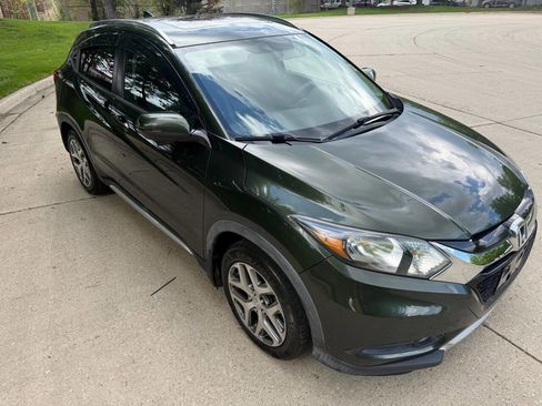 Used 2016 Honda HR-V EX-L image 1
