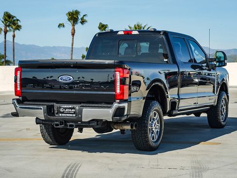 Used 2023 Ford F250 Lariat w/ Lariat Ultimate Package image 7