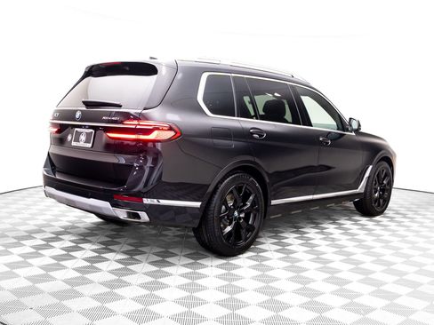 New 2026 BMW X7 xDrive40i image 5