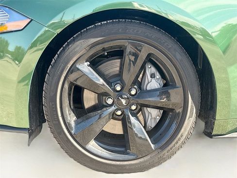 Used 2022 Ford Mustang GT Premium w/ Equipment Group 401A image 30