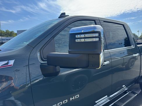 New 2026 Chevrolet Silverado 2500 LTZ w/ LTZ Convenience Package image 11
