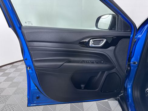 New 2026 Jeep Compass Limited image 23