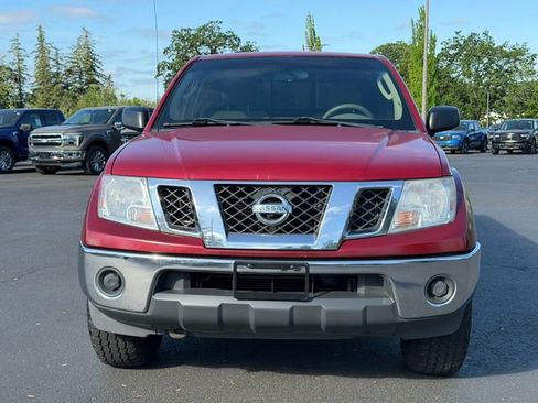 Used 2009 Nissan Frontier SE w/ SE Value Truck Pkg AWD/4WD image 9