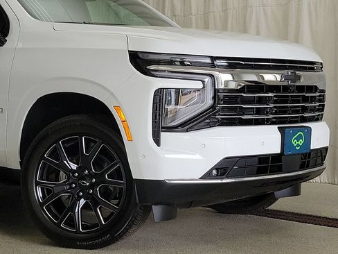 Certified 2025 Chevrolet Tahoe LT w/ Comfort Package AWD/4WD image 6