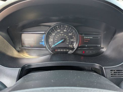 Used 2018 Ford Explorer XLT w/ Equipment Group 202A AWD/4WD image 21