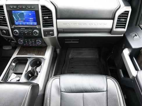 Used 2021 Ford F250 Lariat w/ Tremor Off-Road Package AWD/4WD image 42