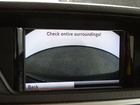 Used 2013 Mercedes-Benz E 350 4MATIC Sedan image 10