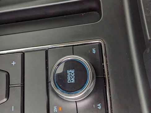 Certified 2024 Ford Expedition XLT image 33