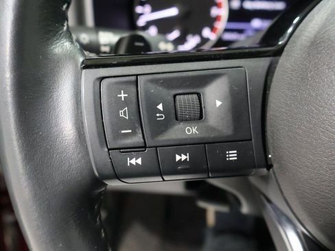 Used 2023 Nissan Rogue SV w/ SV Premium B Package image 39