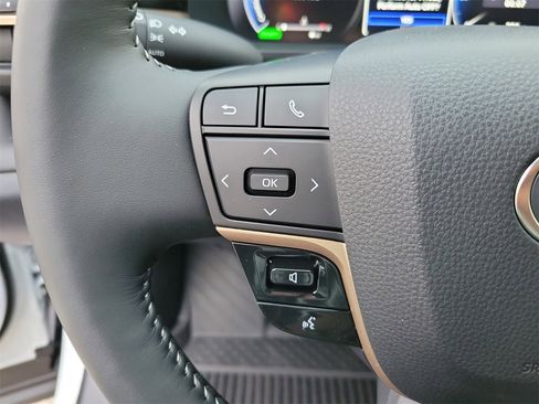 New 2026 Toyota Crown XLE image 18