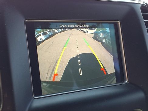 Used 2020 Jeep Grand Cherokee Laredo AWD/4WD image 17