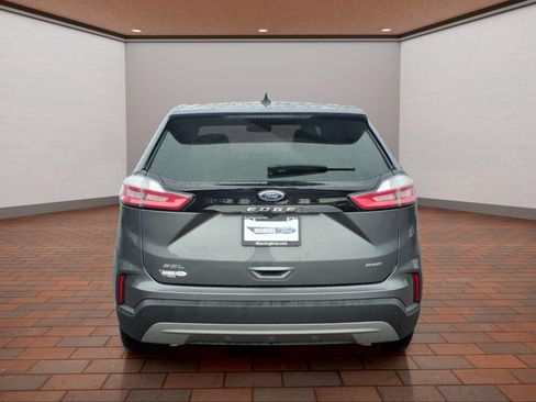 Used 2024 Ford Edge SEL w/ Convenience Package AWD/4WD image 4