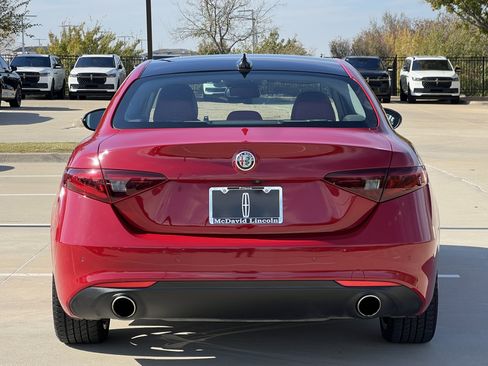 Used 2021 Alfa Romeo Giulia Ti w/ Nero Edizione image 8