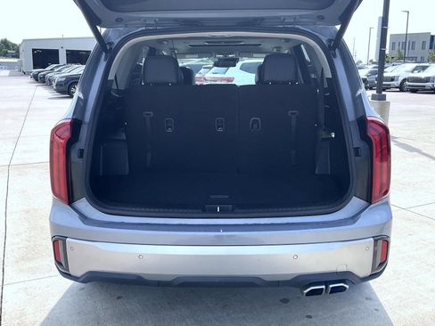 Used 2025 Kia Telluride S AWD/4WD image 9