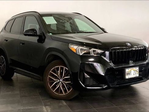 Used 2023 BMW X1 xDrive28i w/ M Sport Package AWD/4WD image 2
