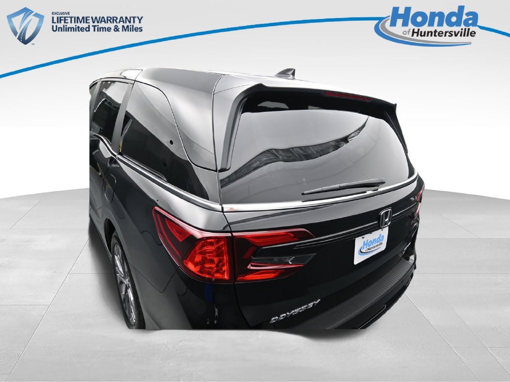 New 2027 Honda Odyssey Touring image 19