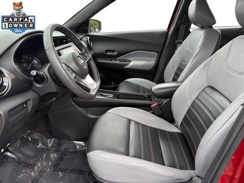 Certified 2023 Nissan Kicks SR w/ SR Premium Package FWD image 9