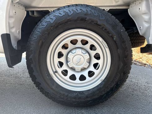 Used 2025 Chevrolet Silverado 1500 W/T w/ WT Value Package AWD/4WD image 72