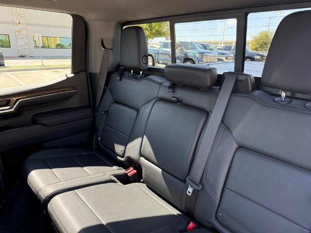 Used 2023 Chevrolet Silverado 1500 RST AWD/4WD image 25