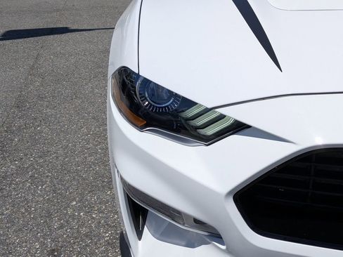 Used 2021 Ford Mustang GT Premium w/ Equipment Group 401A RWD image 9