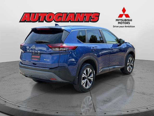 Used 2023 Nissan Rogue SV AWD/4WD image 2