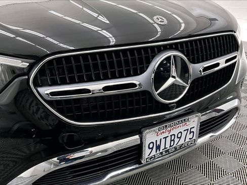 Used 2026 Mercedes-Benz GLC 300 image 31