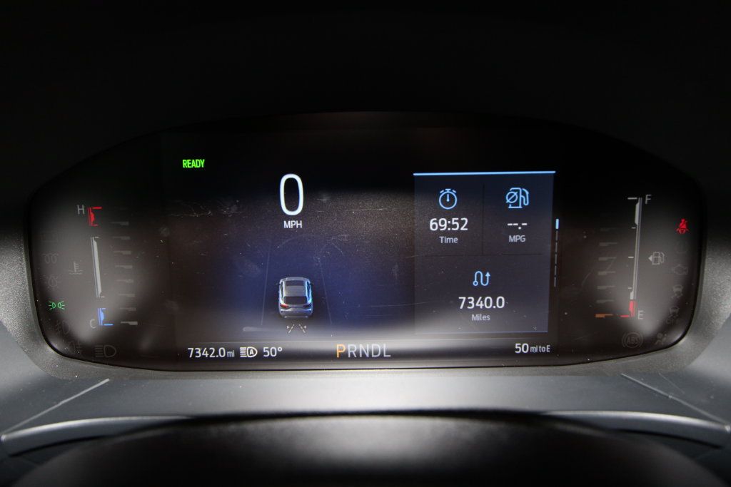 Used 2025 Ford Escape ST-Line Select AWD/4WD image 10