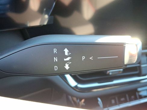 New 2026 Chevrolet Equinox EV RS image 15