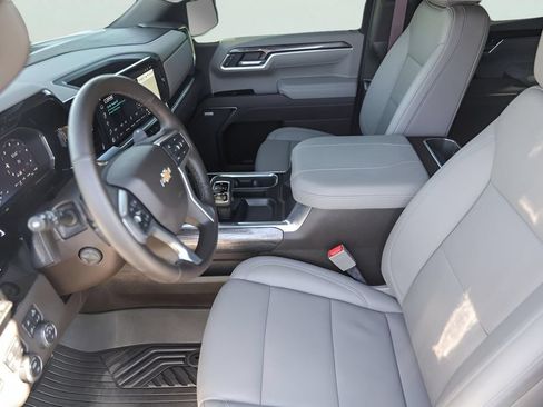 Used 2026 Chevrolet Silverado 1500 LTZ AWD/4WD image 12