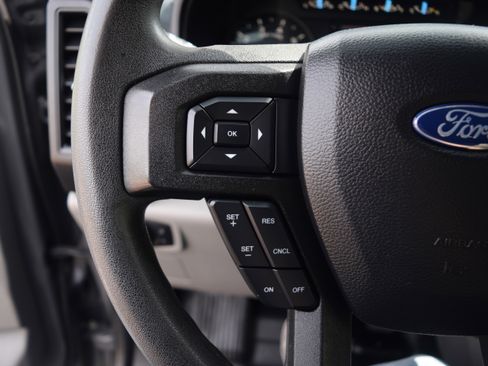 Used 2018 Ford F150 XL w/ Equipment Group 101A Mid image 6