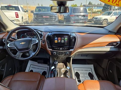 Used 2019 Chevrolet Traverse High Country AWD/4WD image 3