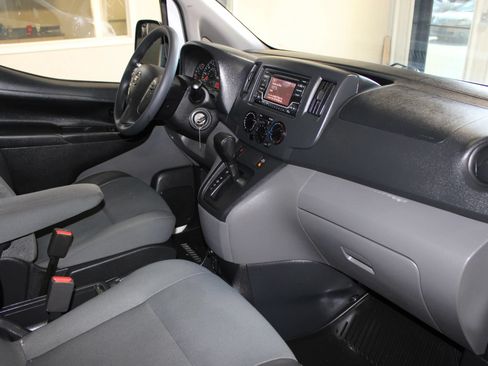 Used 2019 Nissan NV200 S w/ Cruise Control Package FWD image 23