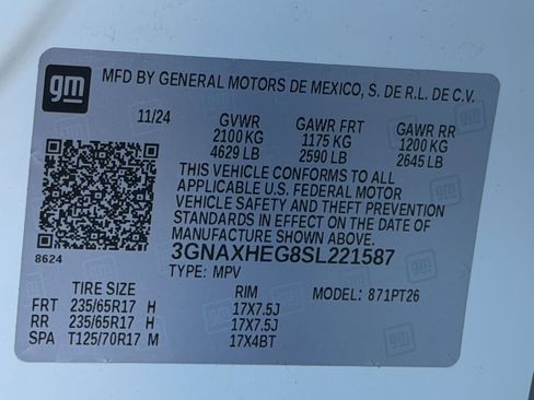 Used 2025 Chevrolet Equinox LT FWD image 29