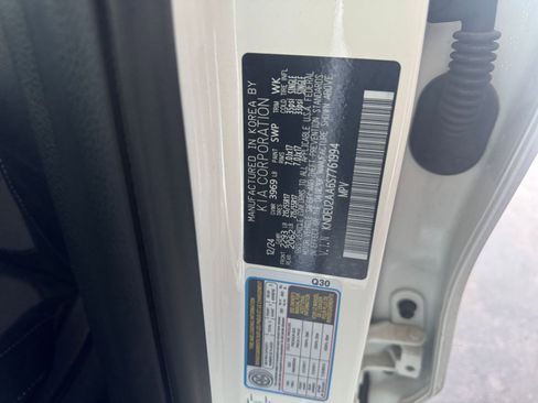 Used 2025 Kia Seltos S image 28