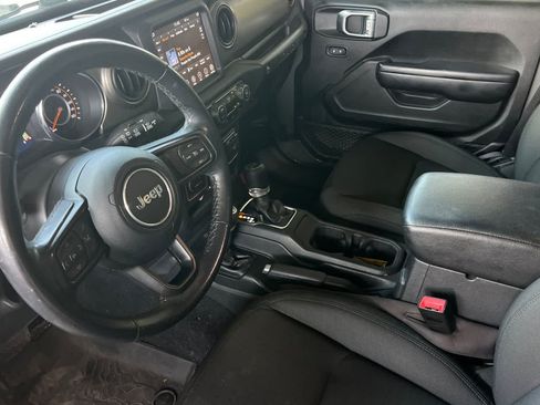 Used 2021 Jeep Wrangler Unlimited Sport AWD/4WD image 14