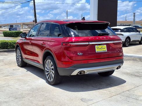 Used 2023 Lincoln Corsair Reserve w/ Equipment Group 201A AWD/4WD image 4