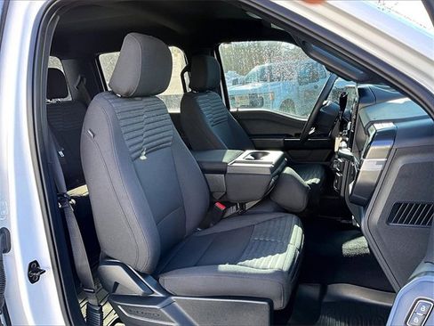 Used 2023 Ford F150 XL w/ Trailer Tow Package image 7